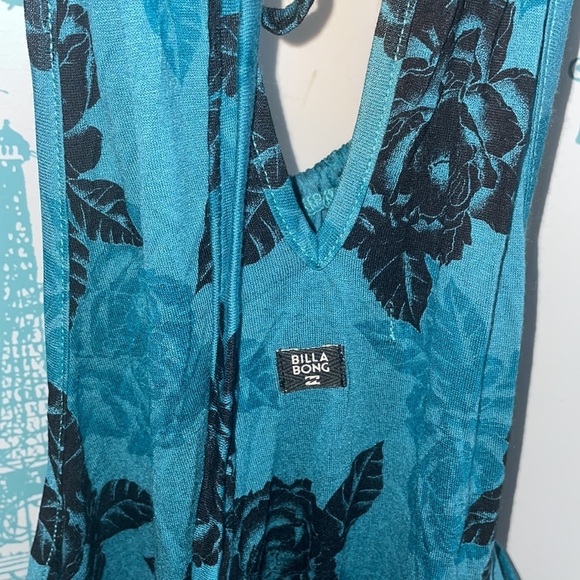 Billabong Turquoise & Black Rose adjustable tank top - Picture 3 of 8